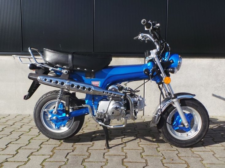 VERKAUFT Zhenhua DX 50 (Dax type), blue, 50cc