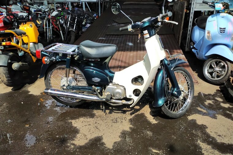 ERWARTET: Honda C50 NT Japanisch, Gr&uuml;n, 11273 km