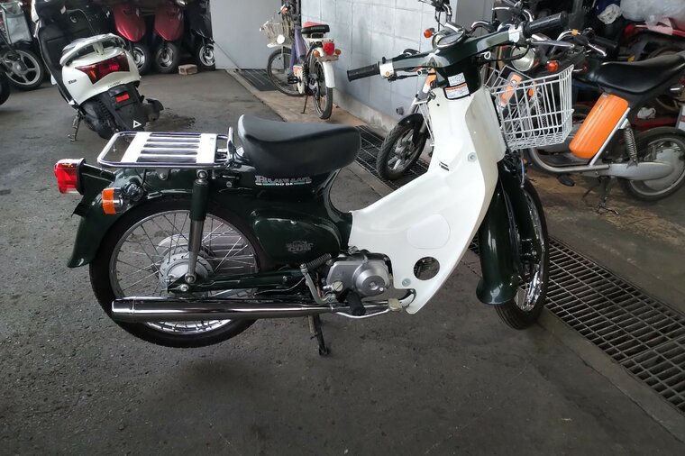 ERWARTET: Honda C50 NT, Japanisch, Gr&uuml;n, 6167 km