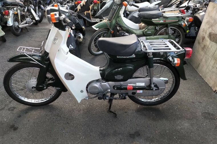 ERWARTET: Honda C50 NT, Japanisch, Gr&uuml;n, 7558 km