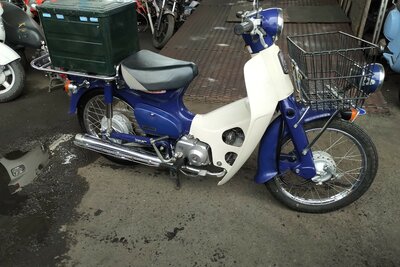 ERWARTET: Honda C50 Press Cub Japonais, Blau, 20021 km